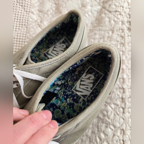 Vans Light Green Spring Canvas Sneakers, floral inside | size 8.5 - Picture 6 of 7